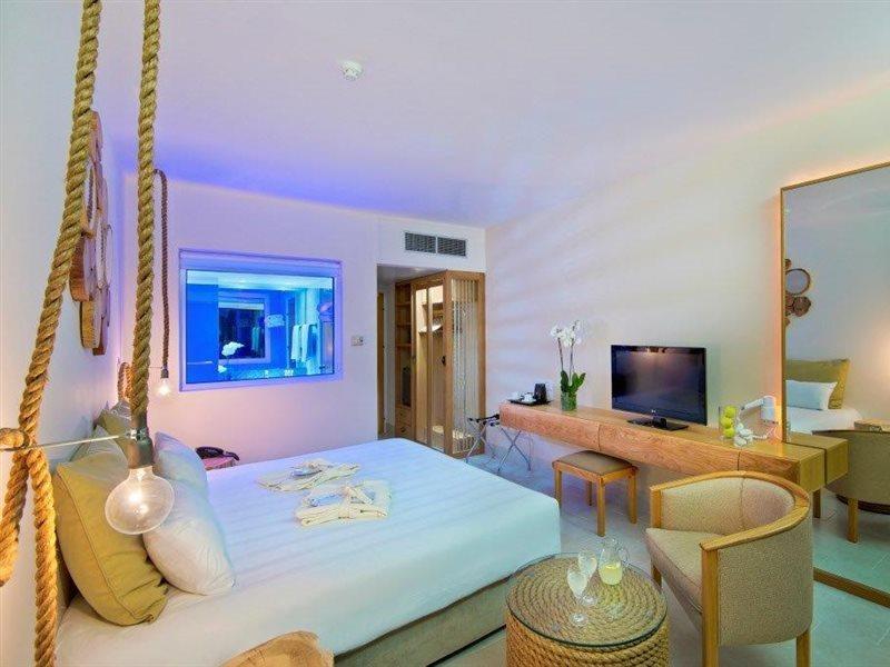Hotel Azia & 5*