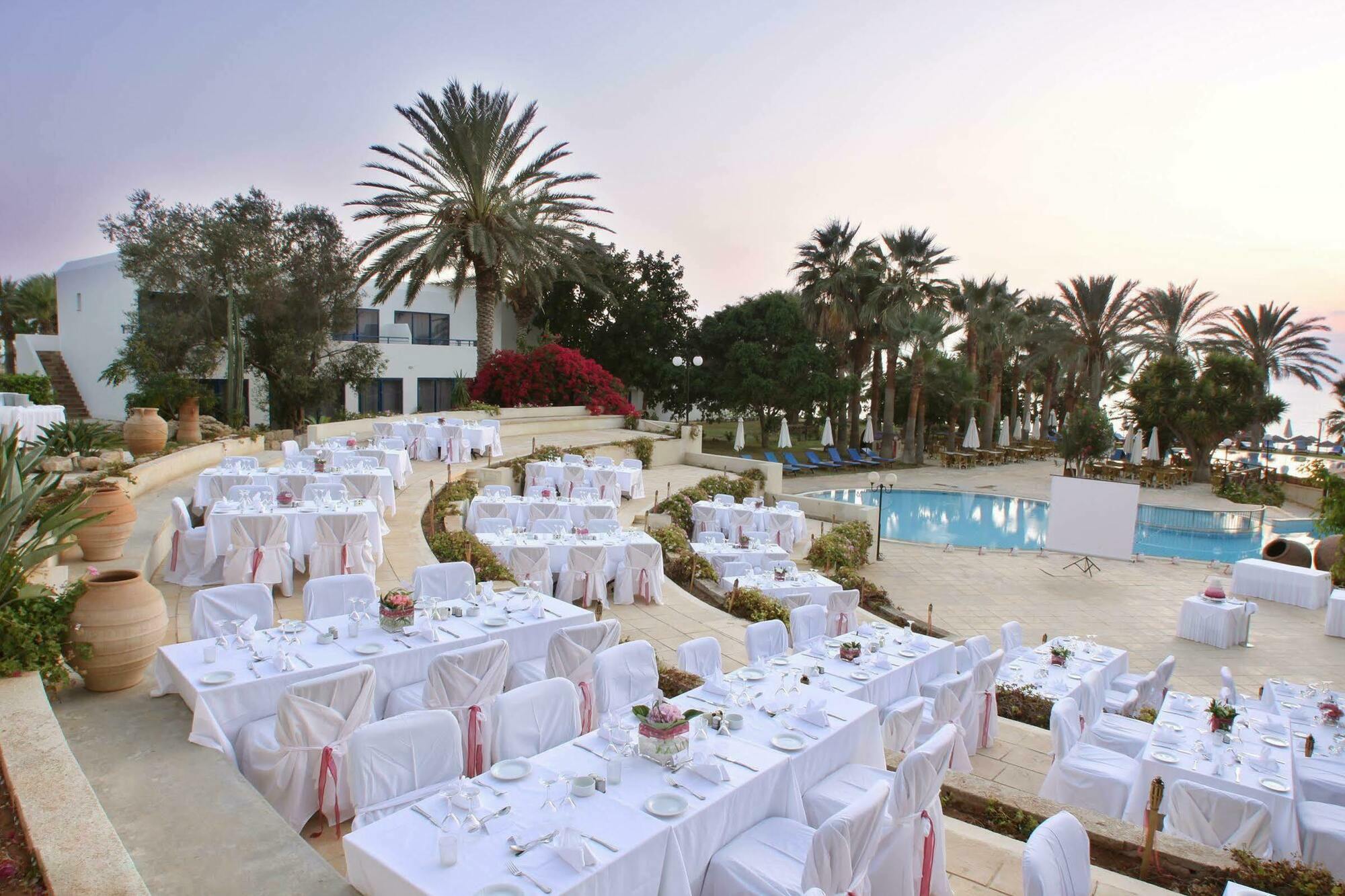 Hotel Azia &